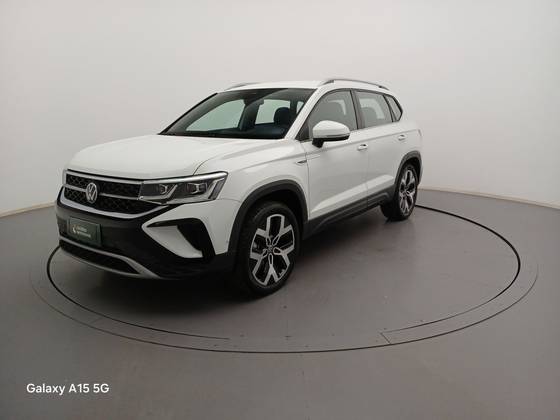 VOLKSWAGEN TAOS 1.4 250 TSI TOTAL FLEX HIGHLINE AUTOMÁTICO